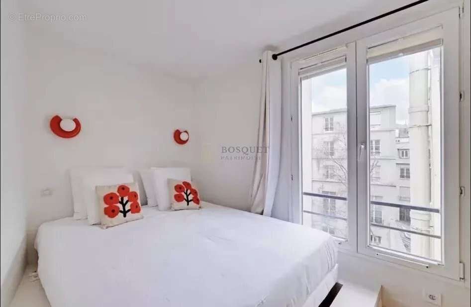 Appartement à PARIS-4E