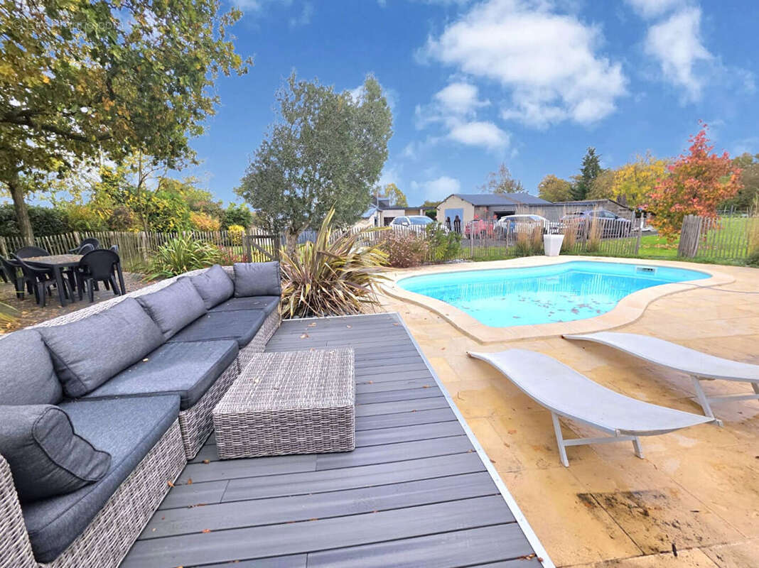 Maison à SAINT-AUGUSTIN-DES-BOIS