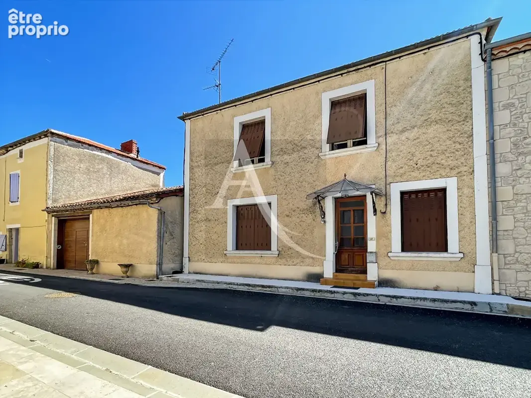 Maison de village avec beaucoup de dépendances ! - photo 4