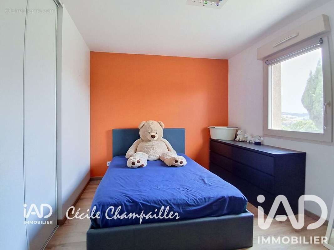 Photo 7