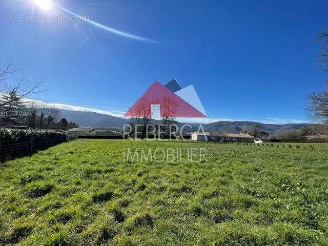 Terrain à PONT-DE-LARN