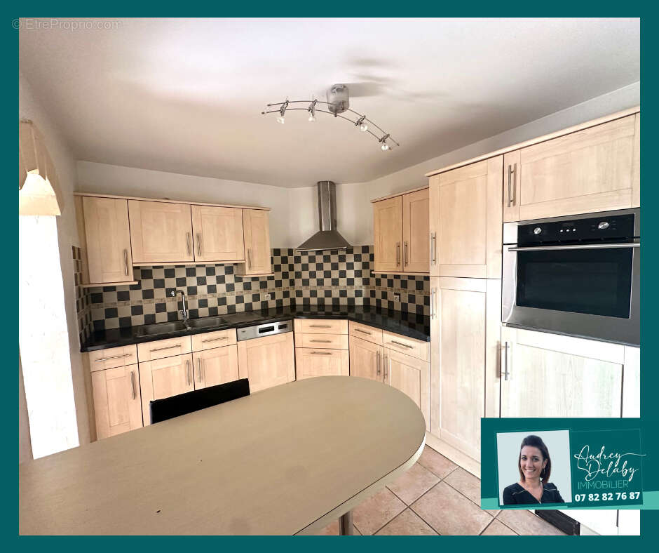 Maison à SAINT-REMY-EN-BOUZEMONT-SAINT-GENEST-ET-ISSON