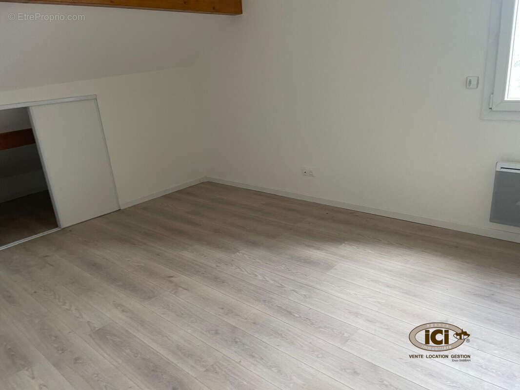 Appartement à CONTAMINE-SUR-ARVE