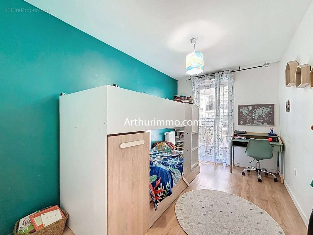 Appartement à LIMEIL-BREVANNES