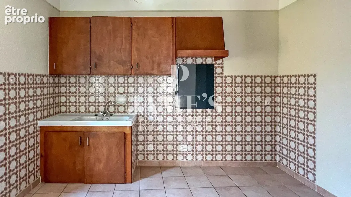 Maison 340 m² à vendre à Rognonas (13870) - photo 4