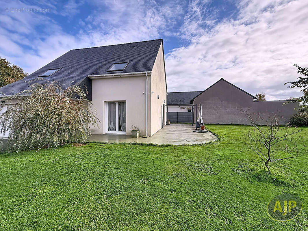 Maison à NORT-SUR-ERDRE