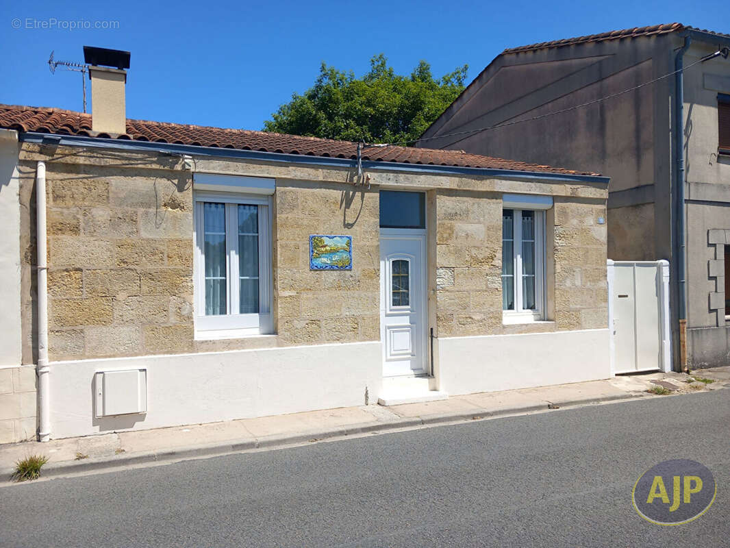 Maison à PAUILLAC