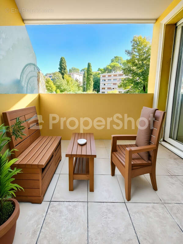 Appartement à LE CANNET