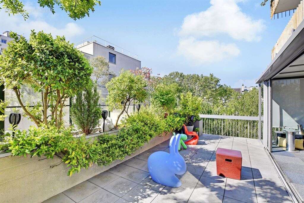 Appartement à PARIS-19E