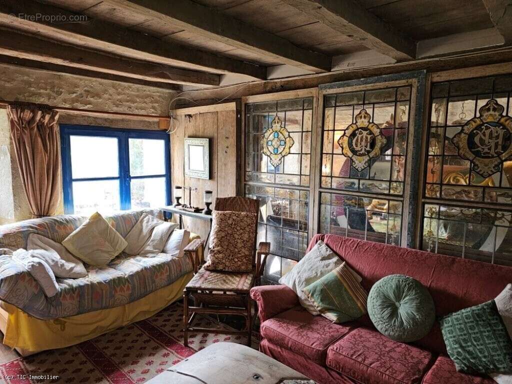 Maison à SAINT-CLAUD