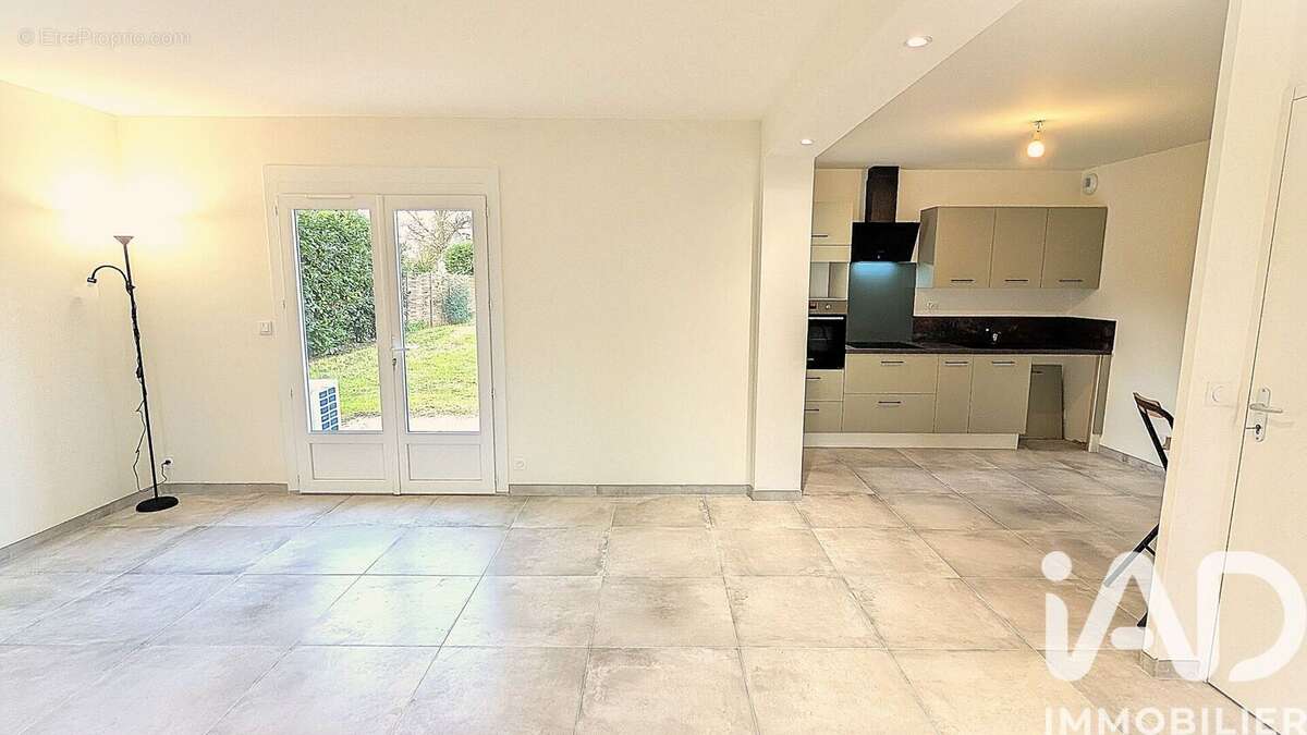 Photo 4 - Maison à MONTENDRE