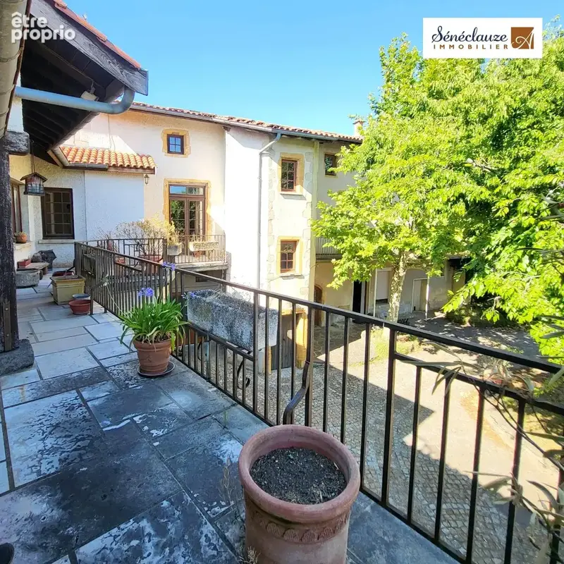 Ensemble immobilier de caractere sur parcelle de 2 635m² - photo 3