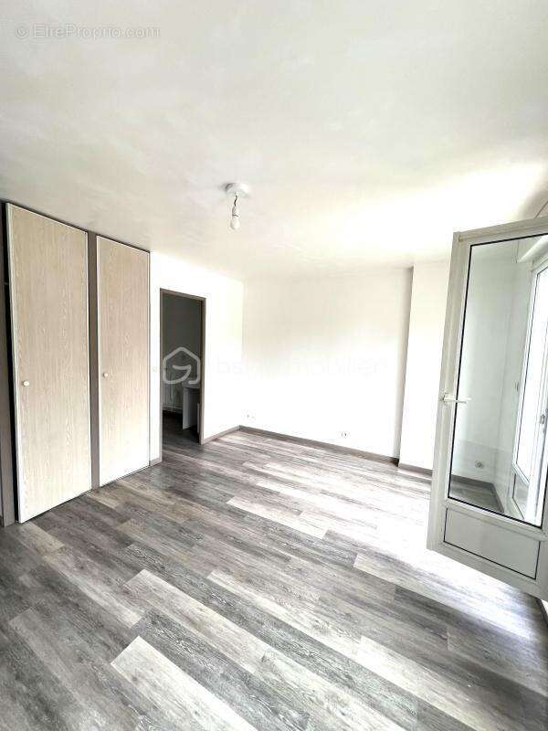 Appartement à VILLENOY
