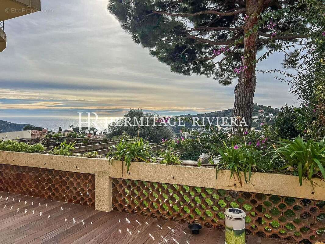 Appartement à VILLEFRANCHE-SUR-MER