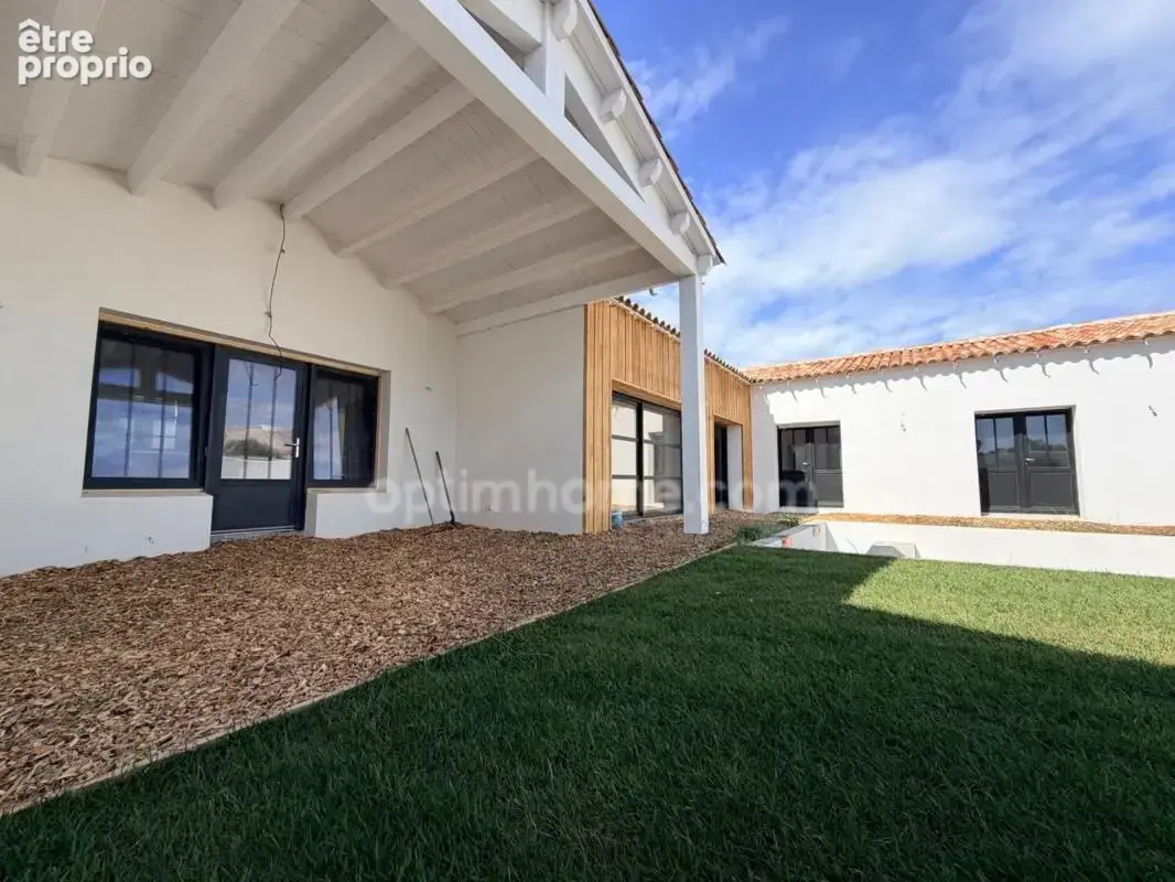 Bois Plage en Ré Maison neuve de plain-pied avec piscine, jardin et quatre chambres villa Haut de gamme - photo 3