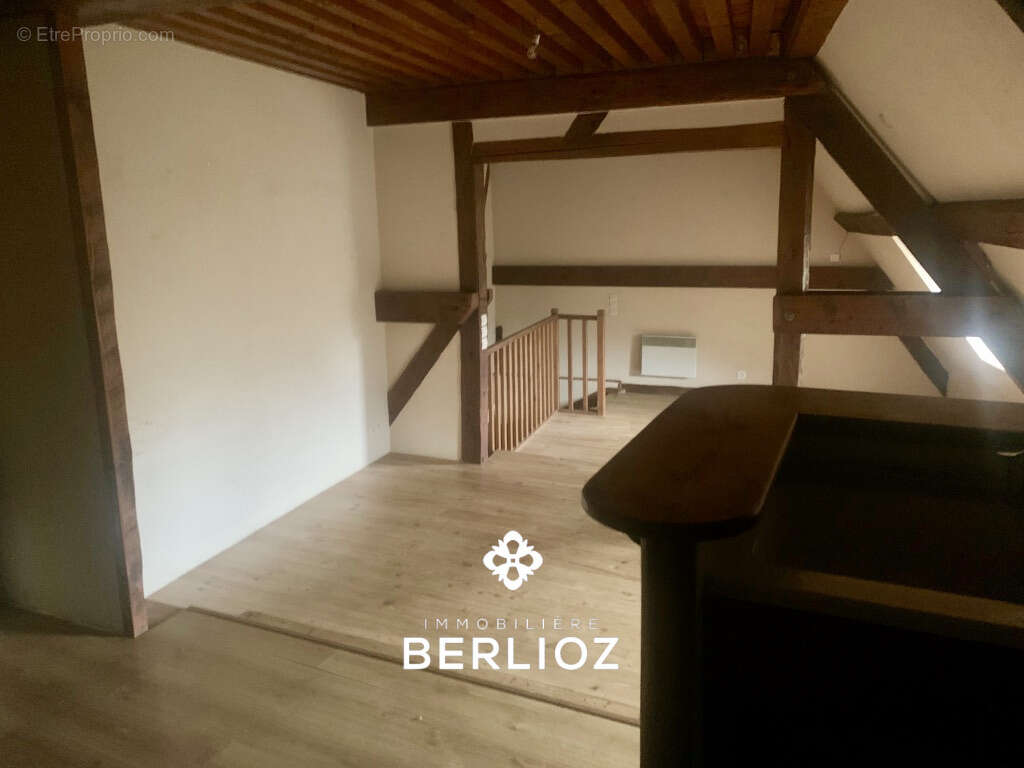 Appartement à SAINT-MARTIN-D'URIAGE