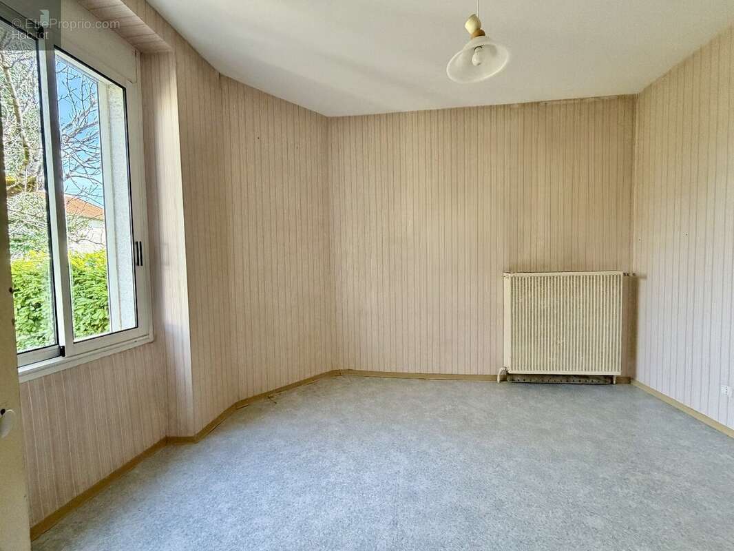 Maison à VILLEFRANCHE-DE-ROUERGUE