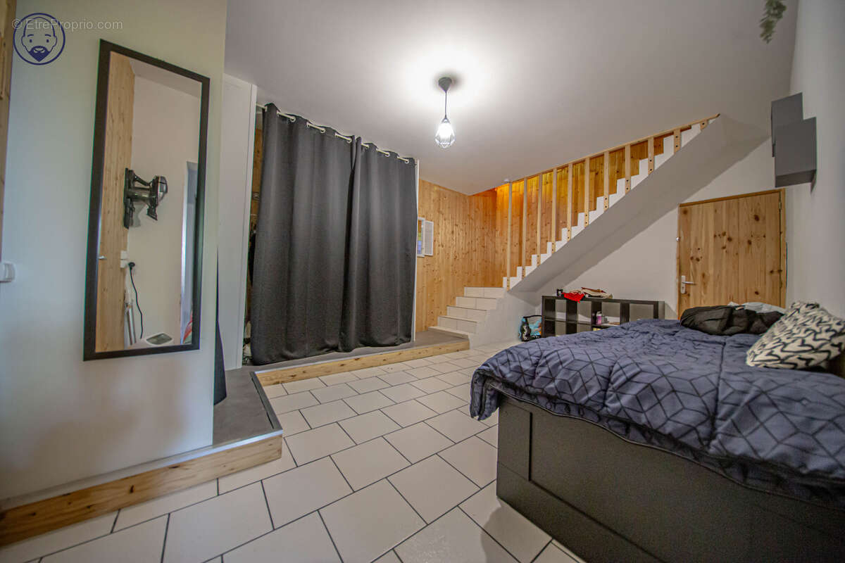 Chalet lumineux avec terrasse et dépendance - photo 11