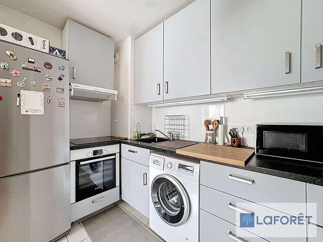 Appartement à NEAUPHLE-LE-CHATEAU