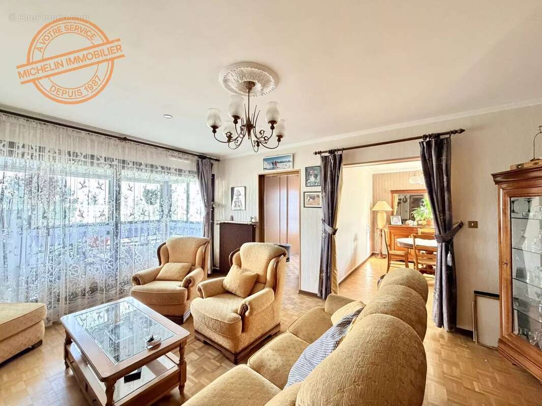 Appartement à CHAMPAGNE-AU-MONT-D'OR