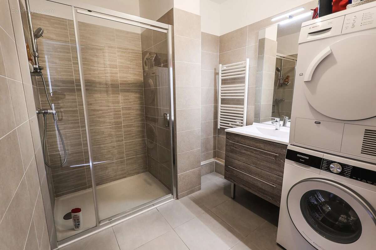 Appartement à LAMORLAYE