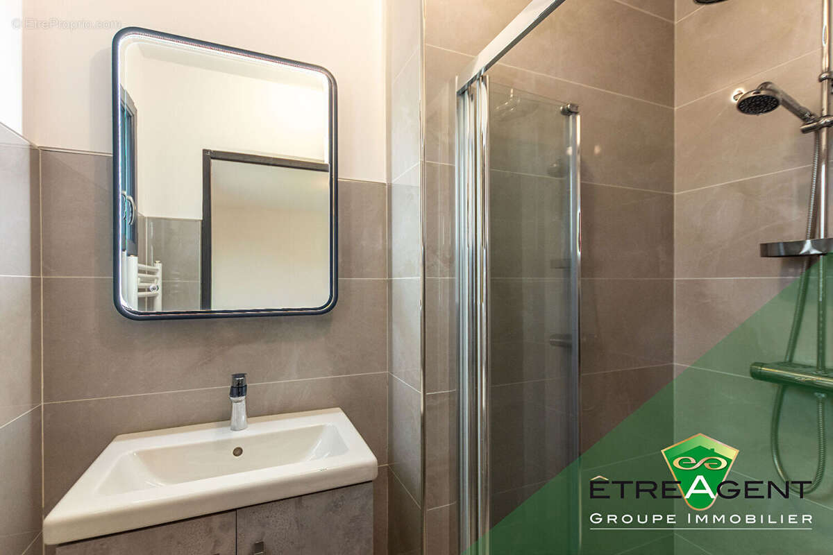 Maison ARGENCES - 124 m² - 4 chambres - photo 13