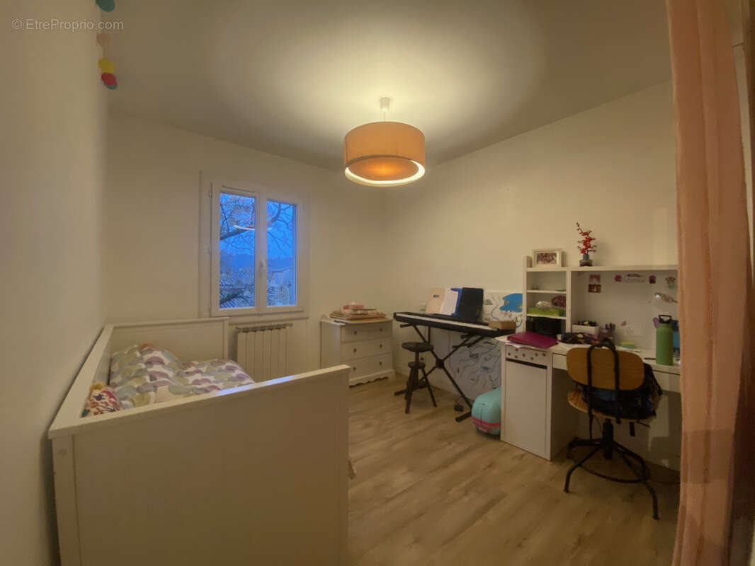 Maison à PERNES-LES-FONTAINES