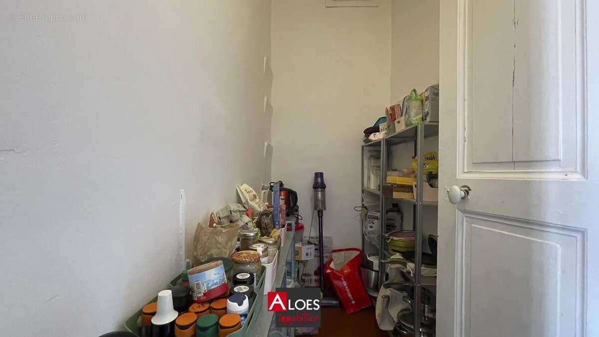 Maison Aigues-Mortes avec appartement et vaste local/garage - photo 8