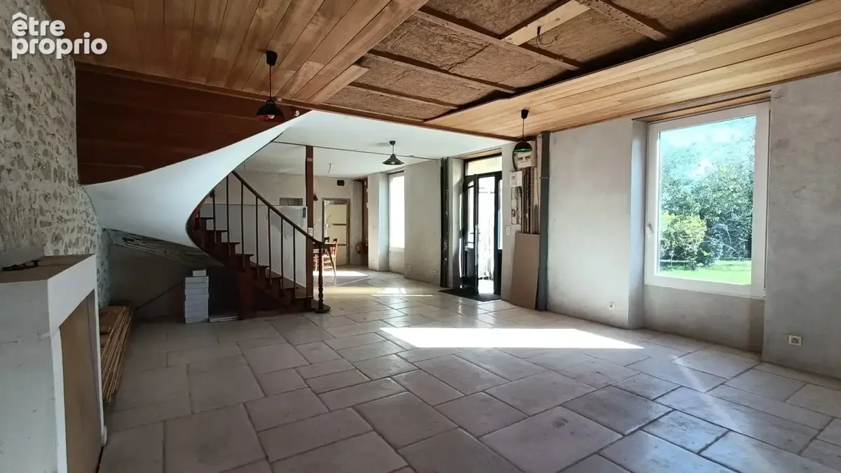 Maison en pierre à rénover cissé - photo 2