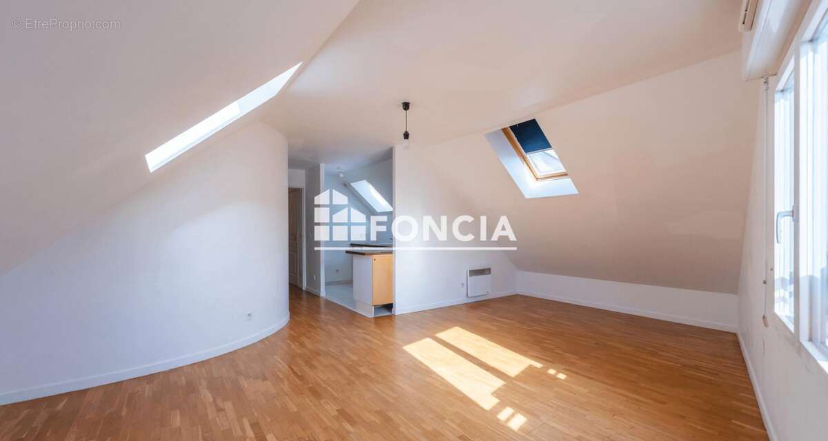 Appartement à VILLIERS-SUR-MARNE