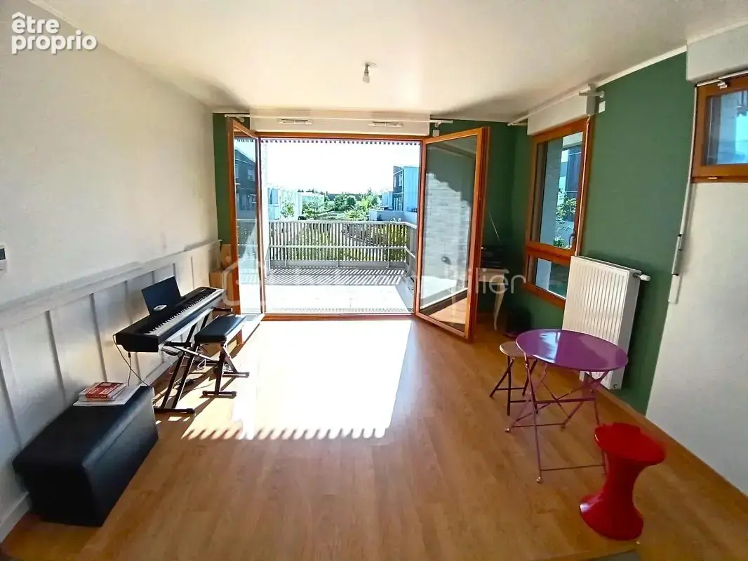 Appartement à BUSSY-SAINT-GEORGES