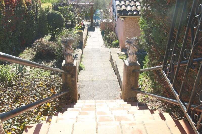 Maison à MALLEFOUGASSE-AUGES