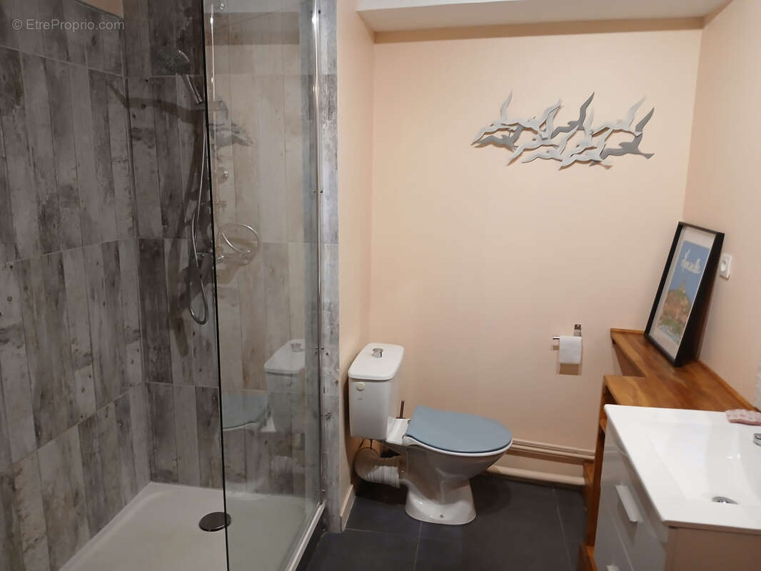 Appartement à MARSEILLE-1E