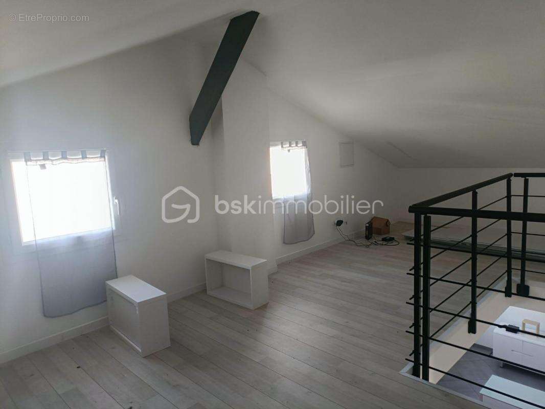 Maison entièrement rénovée - photo 11