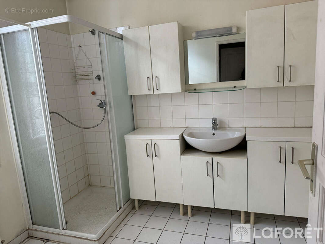 Immeuble de caractère, centre ville  l'Aigle 11 pièces - photo 11