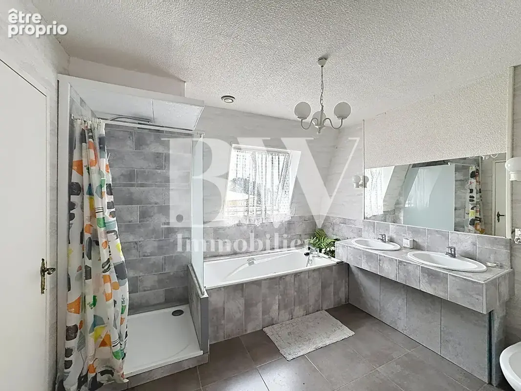 [ A VENDRE ] Maison 5 chambres - Gouesnou - 154m² - photo 6