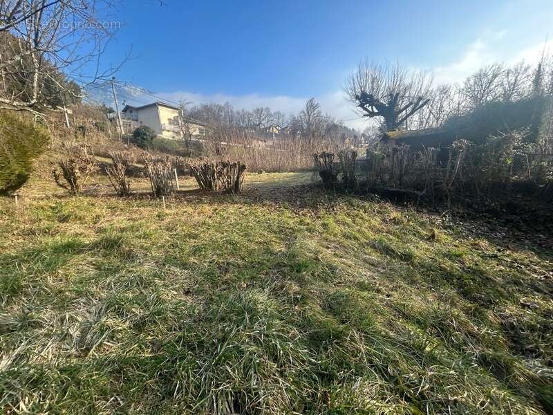Terrain à AIX-LES-BAINS