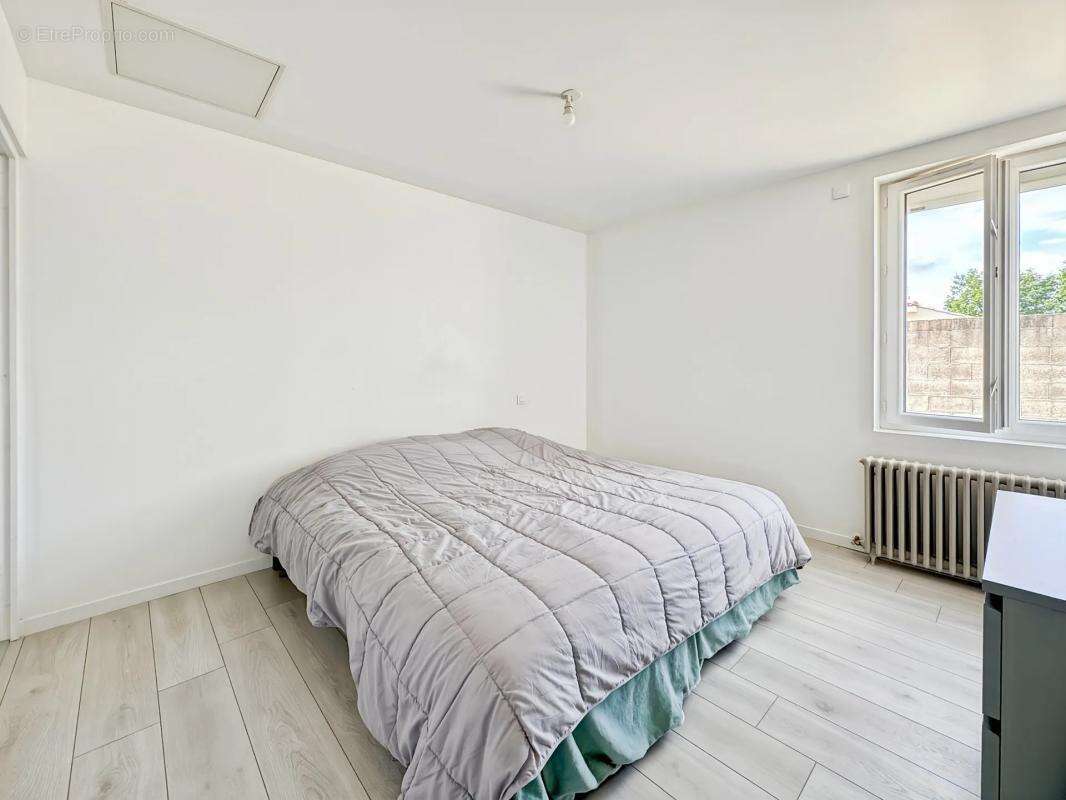 Maison à SAINT-MAIXENT-SUR-VIE