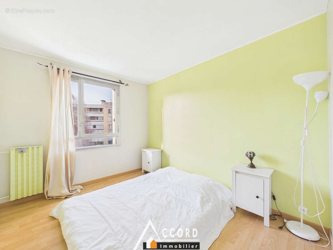 Appartement à SARTROUVILLE