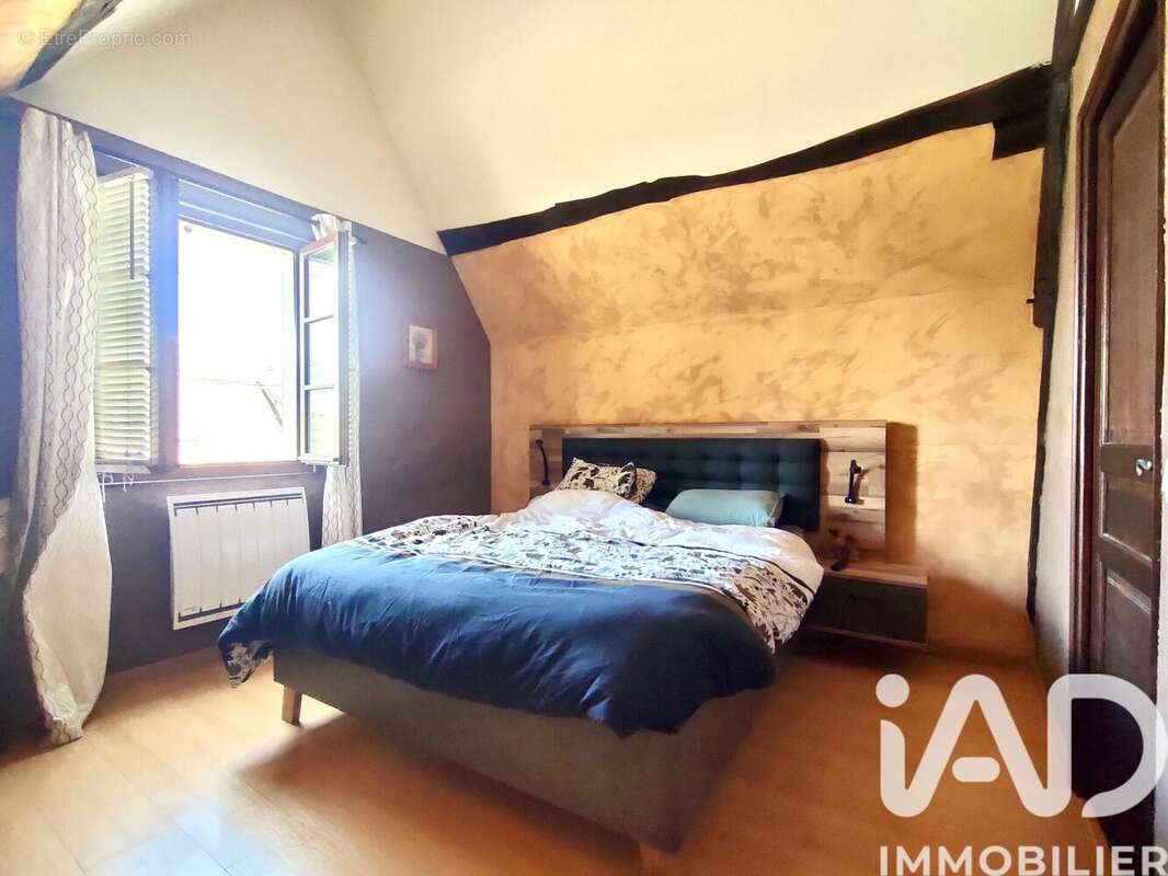 Maison 126 m² à Courgenay  - photo 6