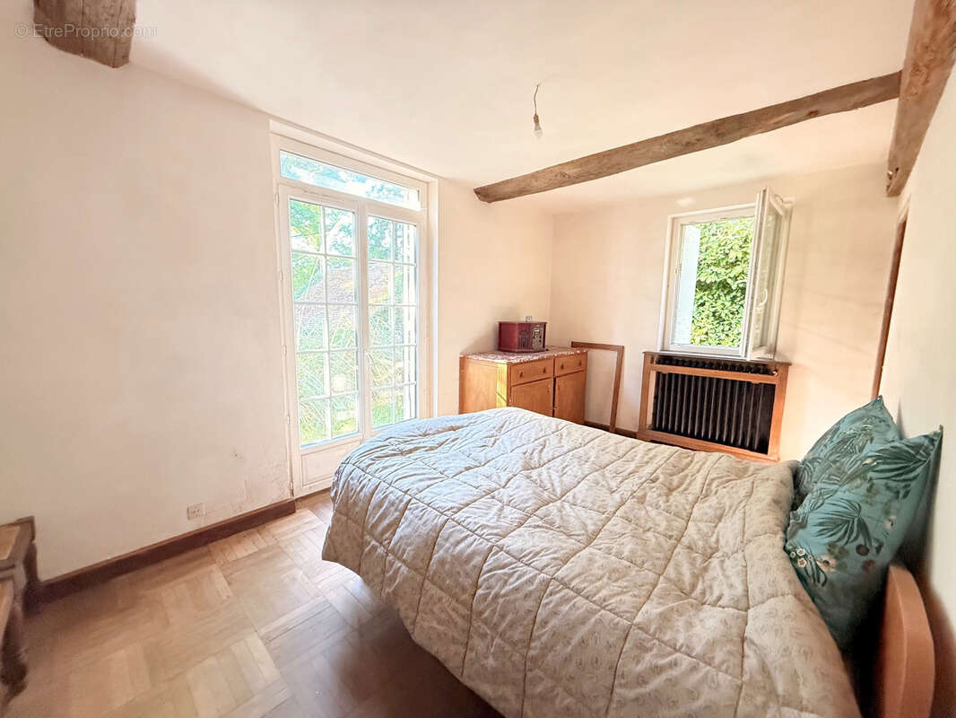 Maison à BAZAINVILLE