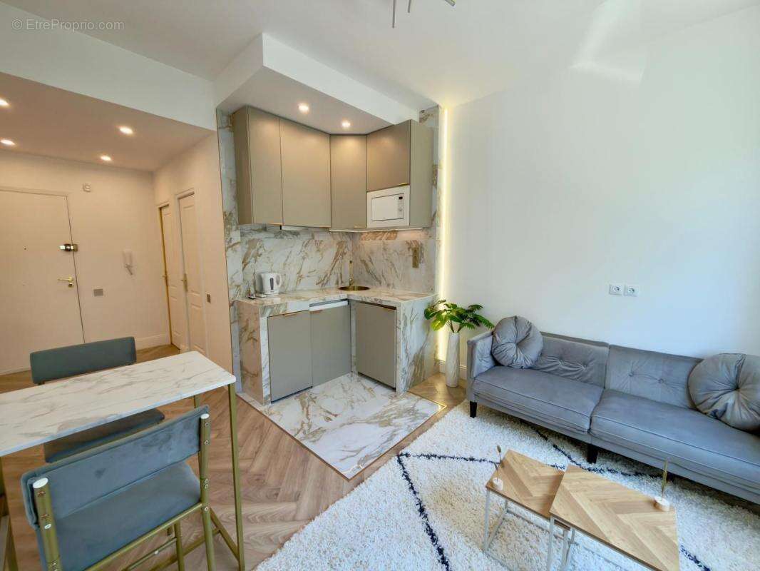Appartement à NICE