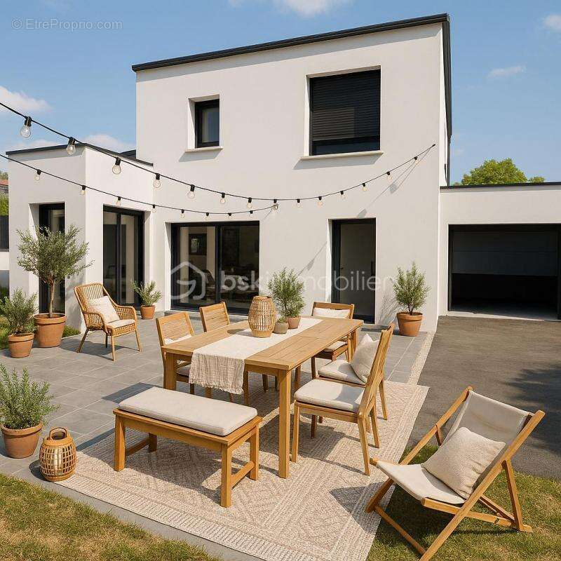 Maison à LA MEZIERE