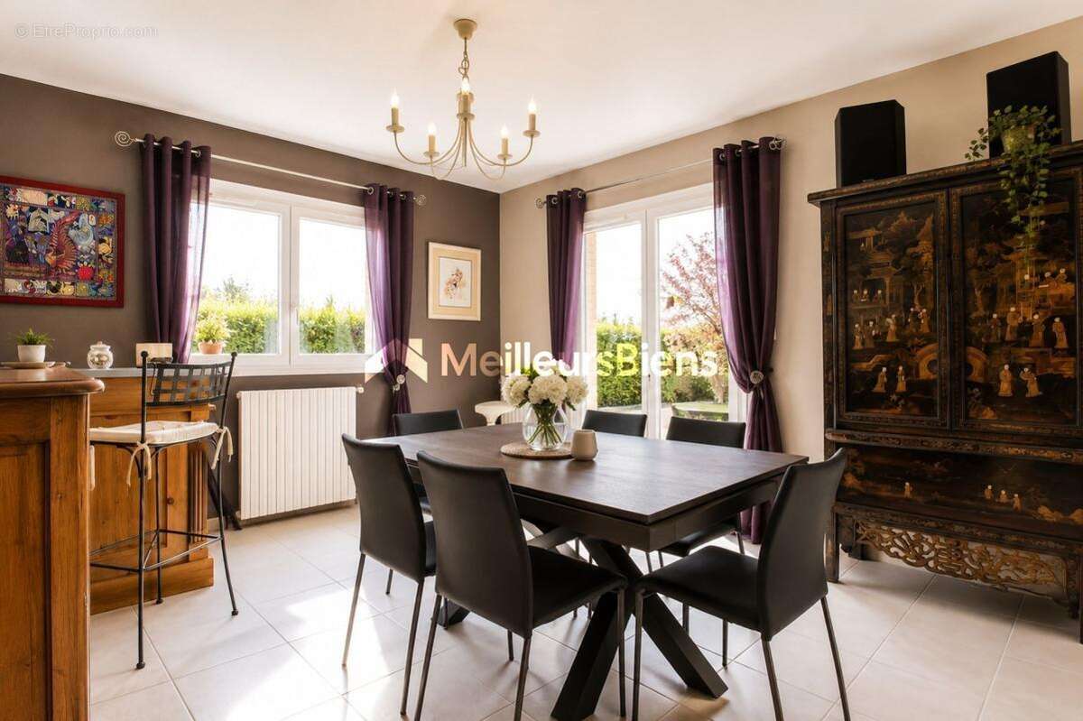 Maison familiale 5 chambres 152 m² avec sous-sol complet à Le Thuit de l'Oison - photo 2