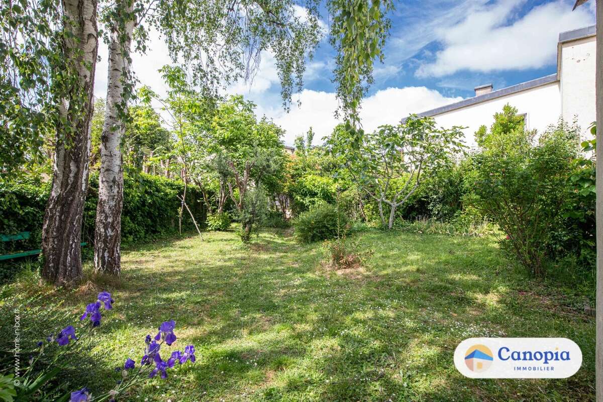 Appartement à CHEVILLY-LARUE