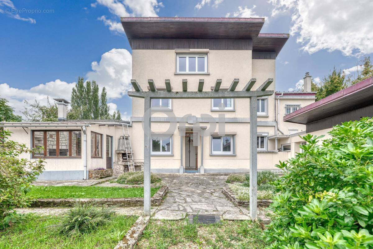 Maison à ROSNY-SOUS-BOIS