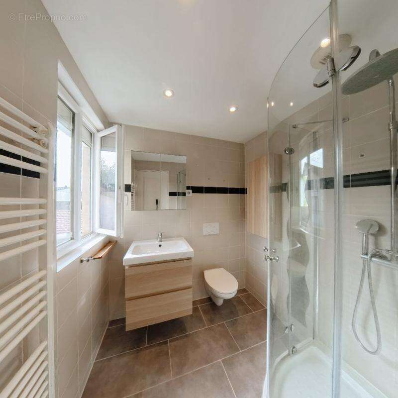 Appartement à MAISONS-ALFORT