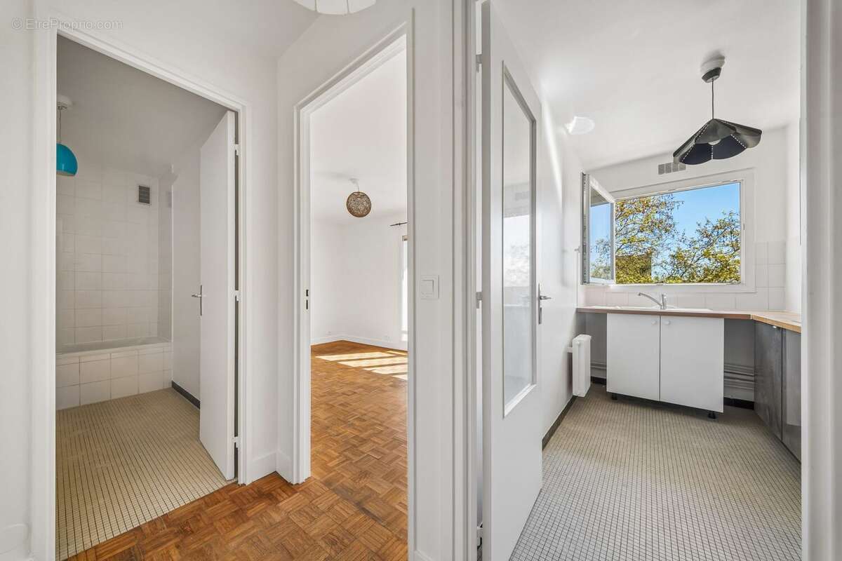 Appartement à BOURG-LA-REINE