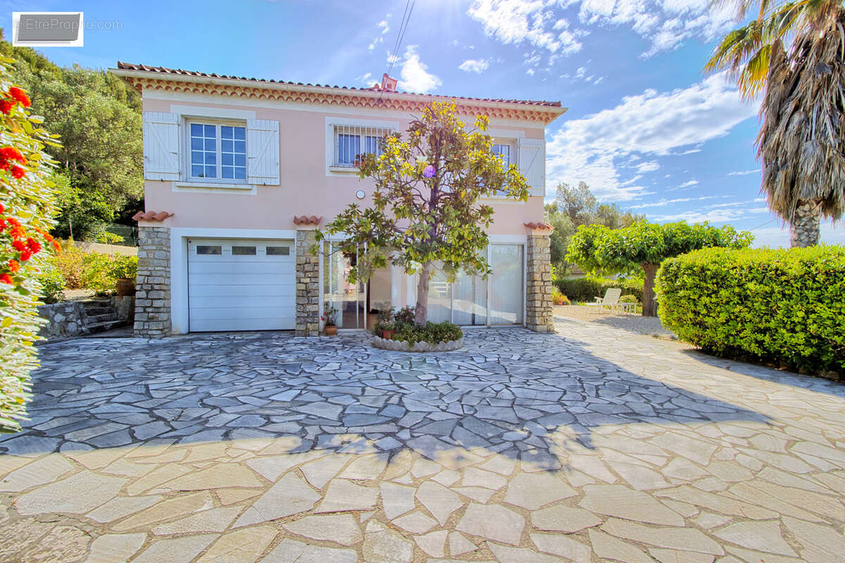 Maison à LA GARDE