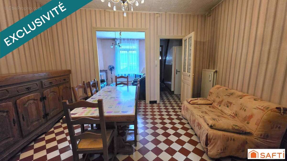 Photo 2 - Maison à SAINT-QUENTIN